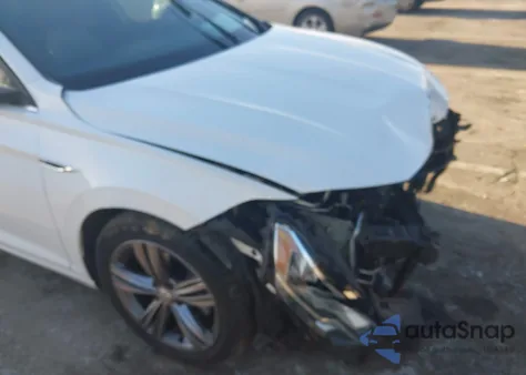 2020 Volkswagen Jetta 1.4T R-Line/1.4T S/1.4T Se из США, поврежденный, VIN 3VWCB7BU0LM039721